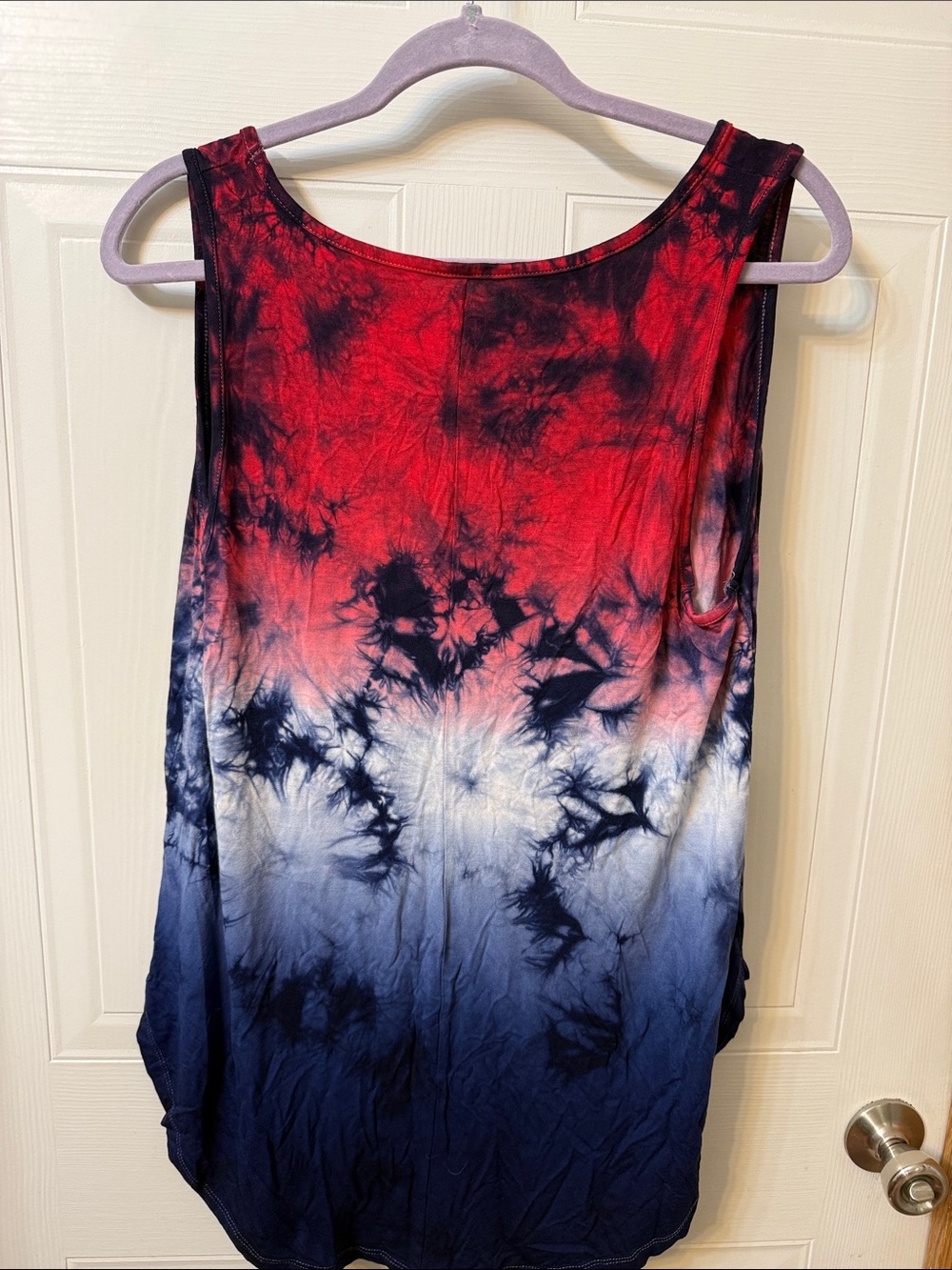 torrid Red White Navy Ombre Tie-Dye V-Neck Tank - Picture 3 of 6